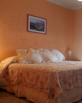 Marilu 'S Bed And Breakfast Hostel Santiago Exterior photo